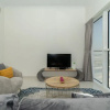 Отель KOHH – 1BR in Carson Tower, фото 5