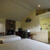 Отель Monterey Fireside Lodge в Монтерее