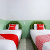 Отель Ss Syariah by OYO Rooms, фото 3