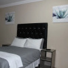 Отель M n M Guest House in Polokwane Turfloop, фото 10