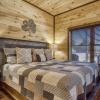 Отель Ern866 - Ole Smoky 3 Bedroom Cabin by RedAwning, фото 14