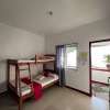 Отель RedDoorz Hostel Monaliza Surf Resort, фото 9