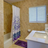Отель El Portal Vacation Rental ~ 9 Mi to Miami!, фото 9