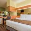 Отель Microtel Inn & Suites by Wyndham Ft. Worth North/At Fossil, фото 4