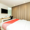 Отель OYO 225 Premier Place Hotel, фото 6