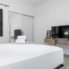Отель Brand NEW 2br2ba w Private Pool in Gated Community, фото 6