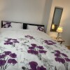 Отель Inviting 2-bed Apartment Near Heathrow, фото 2