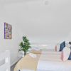 Отель On the Water 3 Waterside Studio Mezzanine Bedroom Terrace Overlooking the Harbour, фото 2