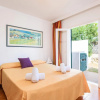 Отель Arena 2 bedroom villa, Cala Blanca, фото 2