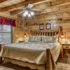 Отель Ern819 - Mountain Majesty - Great Location! Close To All The Action! 5 Bedroom Cabin by RedAwning, фото 3