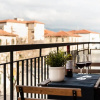 Отель Hostly - Light and Wood near the Tower - 100sqm, 6 pax, 2 Bedrooms, Town Center, фото 10