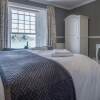 Отель Gwynne House - 6 Bedroom Luxurious Holiday Home - Tenby Harbour, фото 11