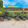 Отель OYO 91782 Satria Homestay Syariah, фото 17