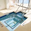 Отель Updated Beach Condo W/ Pool - Steps To Sand! Condo, фото 17