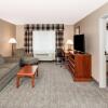 Отель Holiday Inn Express and Suites Hampton South Seabr, фото 2