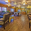 Отель GetAways at Snow Lake Lodge, фото 2