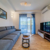 Отель Modern Apartment With Balcony And Garage, фото 2