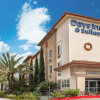 Отель Days Inn & Suites Anaheim Resort, фото 1