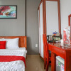 Отель RedDoorz Plus near Hoang Van Thu Park, фото 6