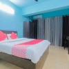 Отель Oyo 24478 Mid City Guest House, фото 17