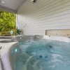 Отель Greenbelt Sanctuary - Hot Tub & Gym, фото 14