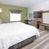 Отель Holiday Inn Express & Suites Denton UNT- TWU, an IHG Hotel, фото 22