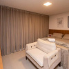 Отель Flat lindo com localização privilegiada - Vista para Piscina - Setor Bueno - TH1406, фото 2