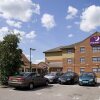 Отель Premier Inn Southend Airport, фото 1