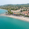 Отель Tridente Mare Luxury Apartments Halkidiki, фото 1