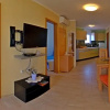 Отель Amalia - Family Friendly With Parking - A4 Megi, фото 8