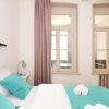 Отель Wehost Apartment Near Fabrika, фото 16