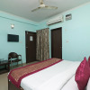 Отель OYO 9786 Hotel Aerolook, фото 4