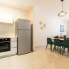 Отель Luxury One-Bedroom Apartment/parking in city center, фото 4