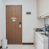 Отель Minimalist And Comfort 1Br At B Residence, фото 4