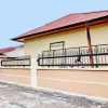 Отель SPOT ON 91645 Rifki Homestay Syariah, фото 9
