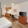 Отель WoodSpring Suites Council Bluffs, фото 3