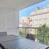 Отель 1br w AC and terrace in the heart of Toulon near train station Welkeys, фото 7