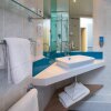 Отель Holiday Inn Express Bath, an IHG Hotel, фото 15