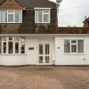 Отель Treetops House -Luxury modern 4-bed, sleeps 10 -Solihull, JLR, NEC, Resorts World, Birmingham Airpor, фото 1