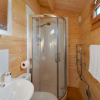 Отель The Cabin with Hot Tub, фото 4