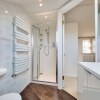 Отель Family 4-bed House & Secluded Garden - Wimbledon, фото 9