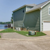 Отель Hot Springs Getaway w/ Boat Ramp on Lake Hamilton, фото 1
