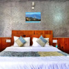 Отель Comlux Hotel, Manali, фото 5