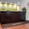 Отель Sleep Inn Bracebridge, фото 2