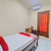 Отель Oyo 92961 Amor Kost, фото 14