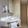 Отель Brit Hotel - Hotel de l'Hippodrome, фото 23