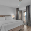 Отель Sand In My Shoes ~ Gulf Front ~ Amazing Views ~ 3 Beds/2.5 Baths ~ Pool, фото 6