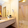 Отель Peach State Inn & Suites, фото 8