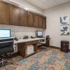 Отель Hampton Inn & Suites North Dallas Central Expy, фото 35
