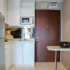Отель Modern Look Studio Apartment At Capitol Park Residence, фото 6